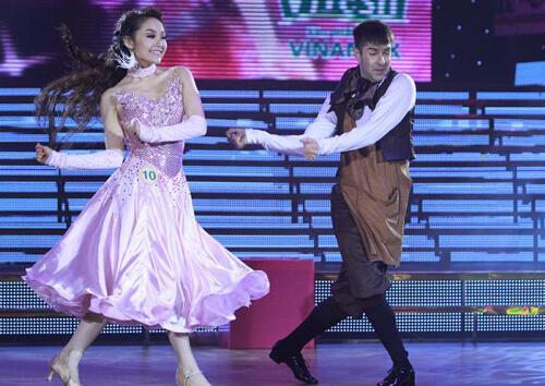 モダンドレス92102016